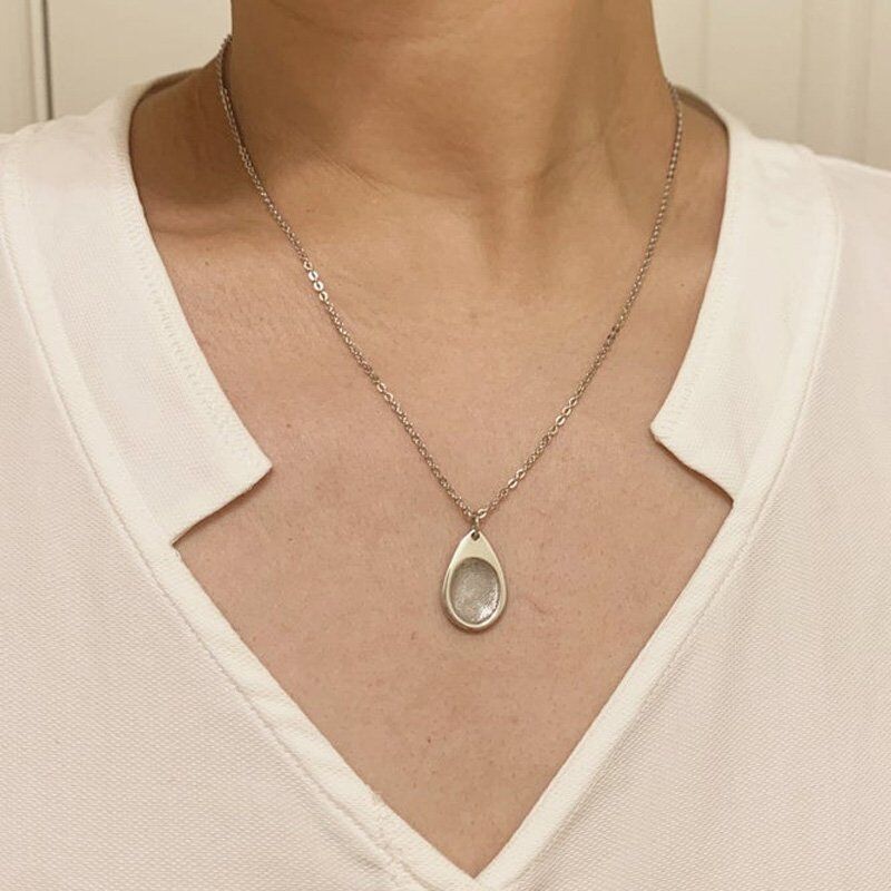 Personalised Fingerprint Necklace Teardrop-shaped